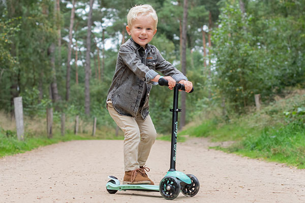 Julius is 3 jaar oud en 98 cm lang