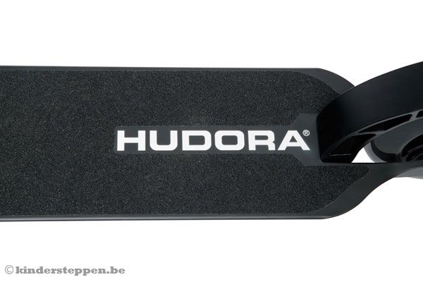 Het board is heel stevig en heeft een formaat van 45x14 cm.