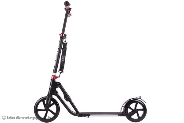 Diameter voorwiel: 230 mm Diameter achterwiel: 205 mm