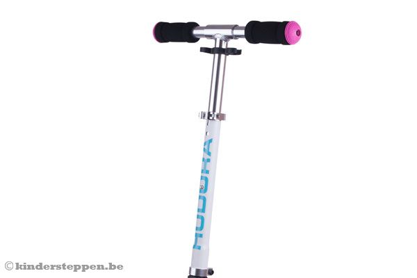 Met in hoogte verstelbaar stuur (min. 62 - max. 83 cm)