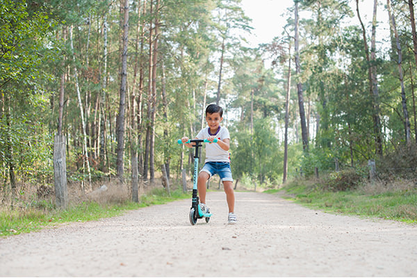 Emar is 4 jaar en 1.10 m lang.